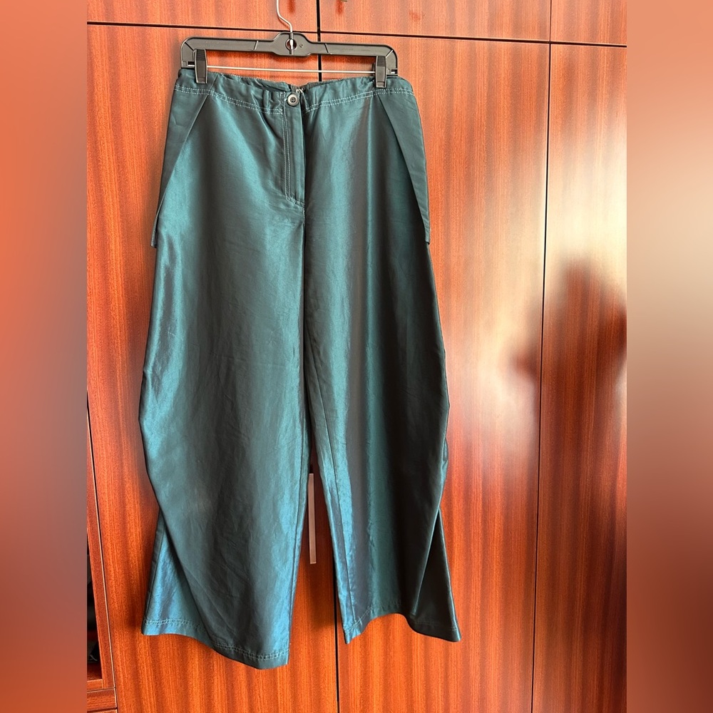 Beautiful Vintage GFF Gian Franco FERRE Pants.Made in Italy. Size USA 8,EUR 42